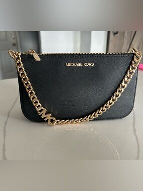 Michael Kors Black Leather bag with Gold Hardware NWOT
